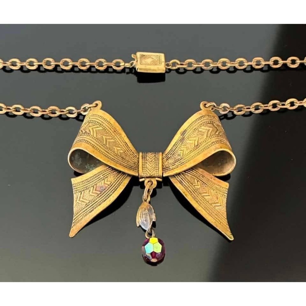 Vintage Bow Necklace Victorian Revival READ